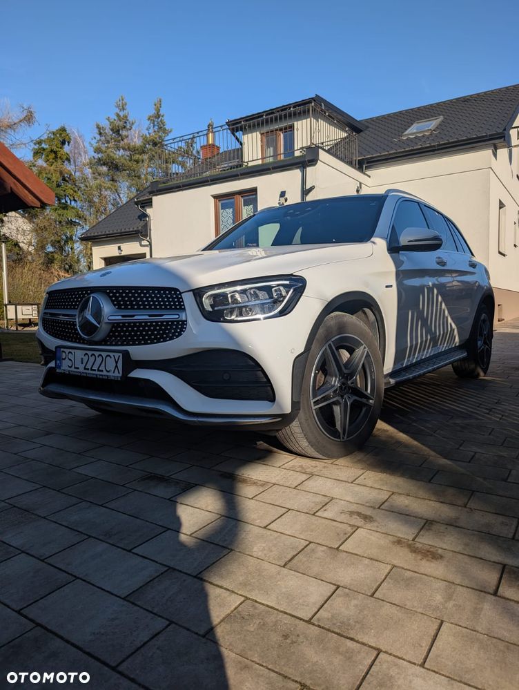 Mercedes-Benz GLC 200 d 4Matic 9G-TRONIC AMG Line Plus - 1
