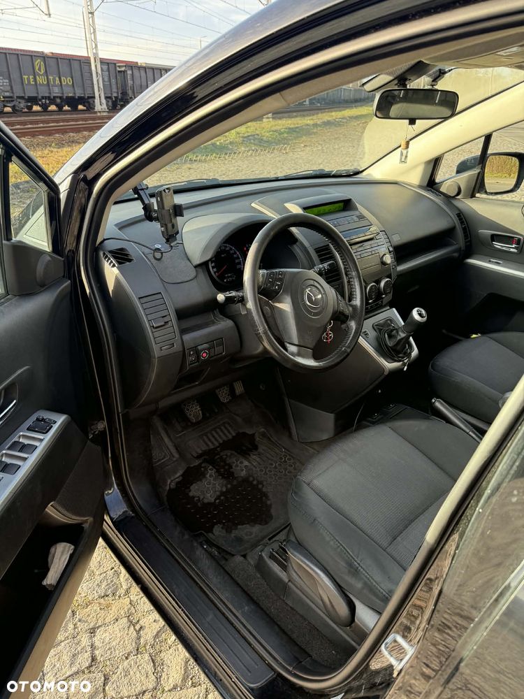 Mazda 5 2.0 Active - 15