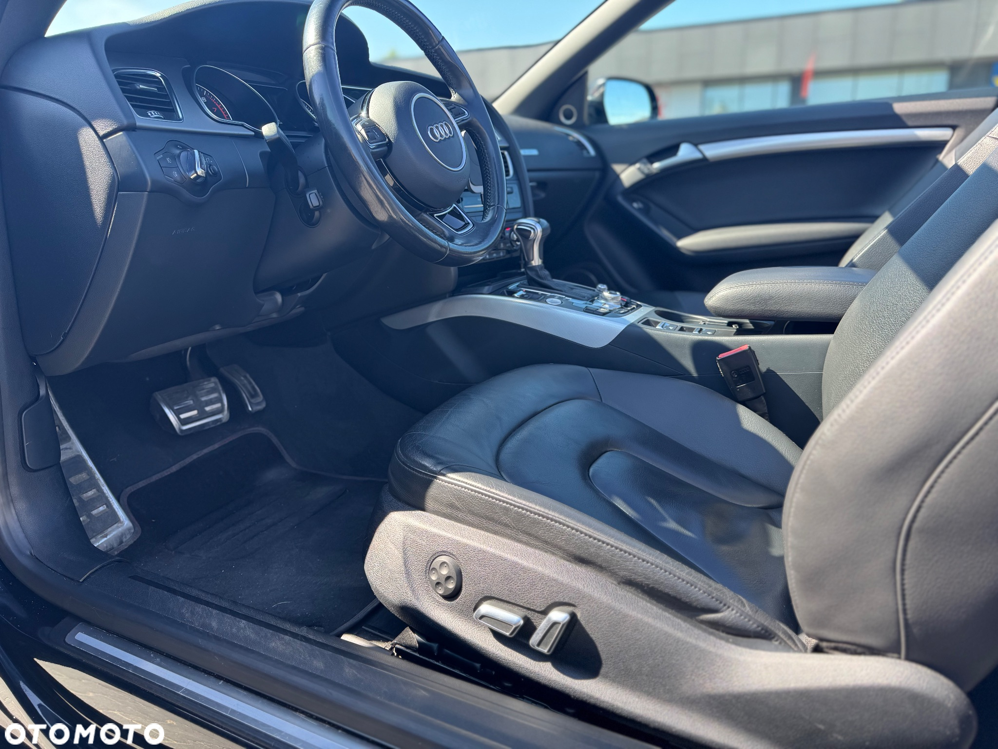 Audi A5 Cabrio 2.0 TFSI quattro S tronic - 34