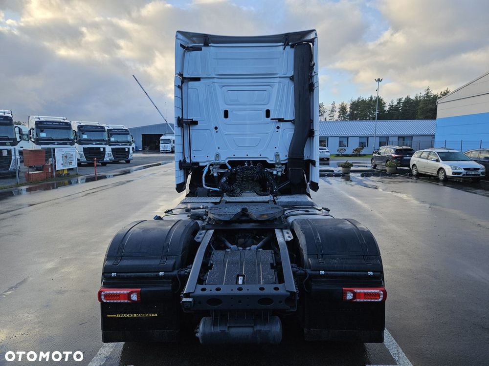 Mercedes-Benz ACTROS 1845 - 9