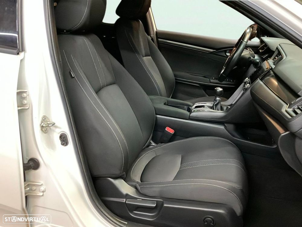 Honda Civic 1.0 i-VTEC Elegance - 14