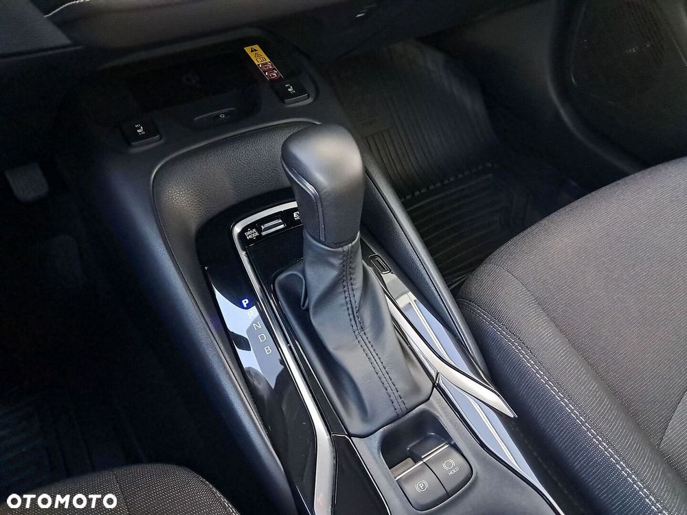 Toyota Corolla 1.8 Hybrid Comfort - 26