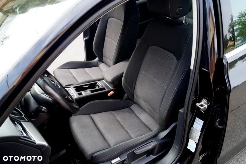 Volkswagen Passat 2.0 TDI BMT Comfortline - 19