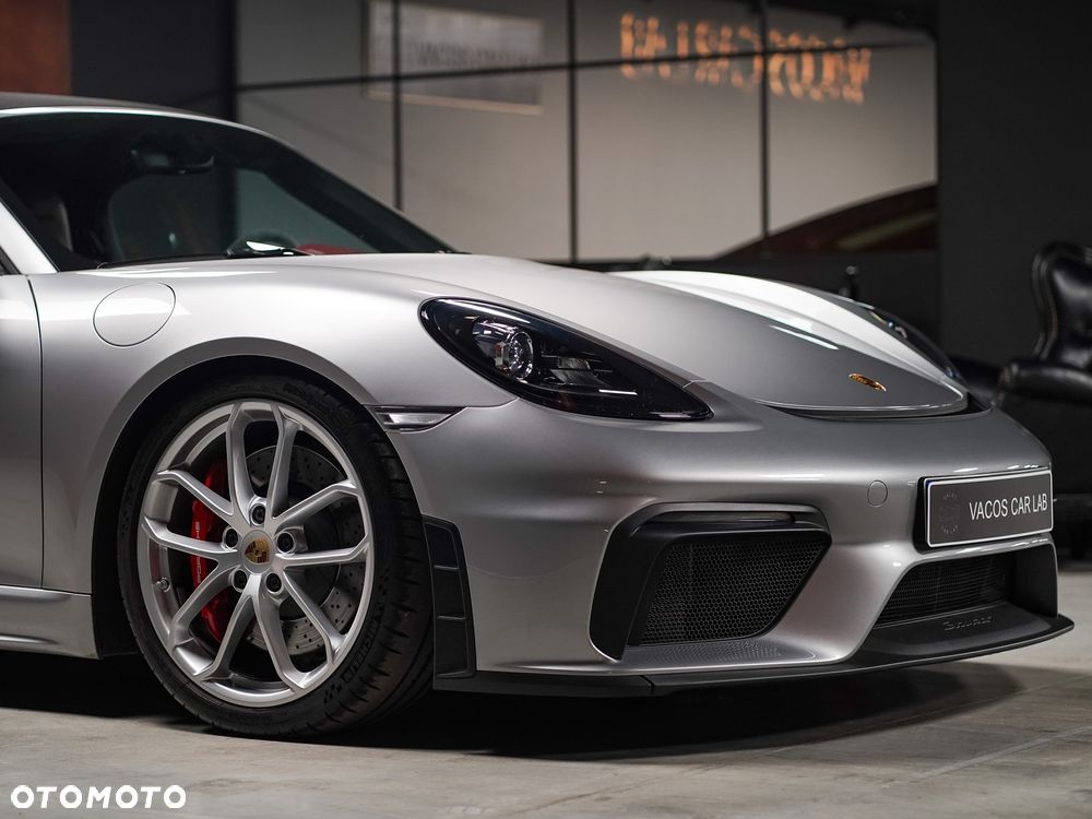 Porsche 718 Boxster Spyder - 9