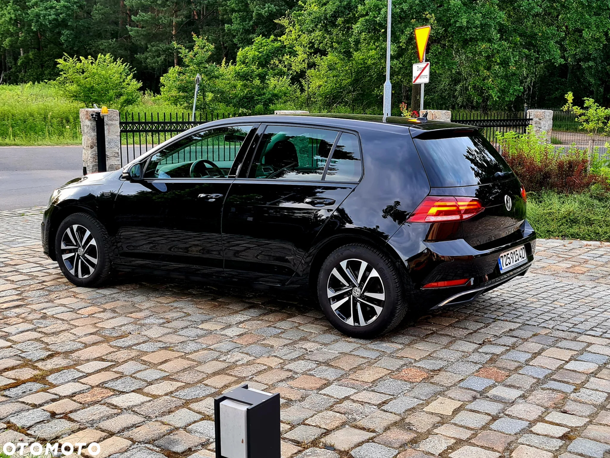 Volkswagen Golf VII 1.5 TSI BMT Evo IQ Drive - 2