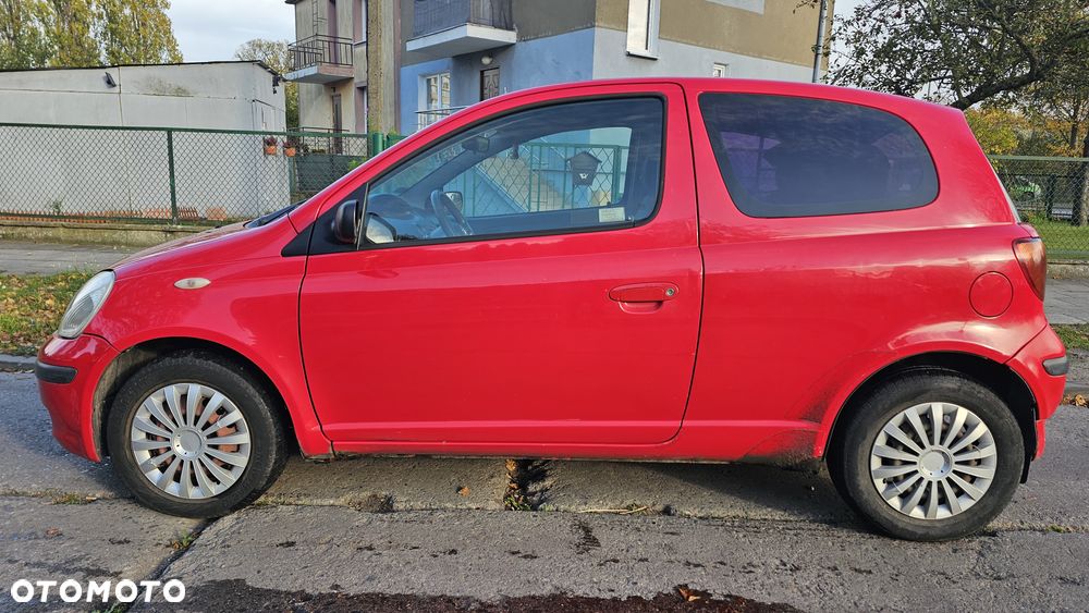Toyota Yaris 2005 photo 4