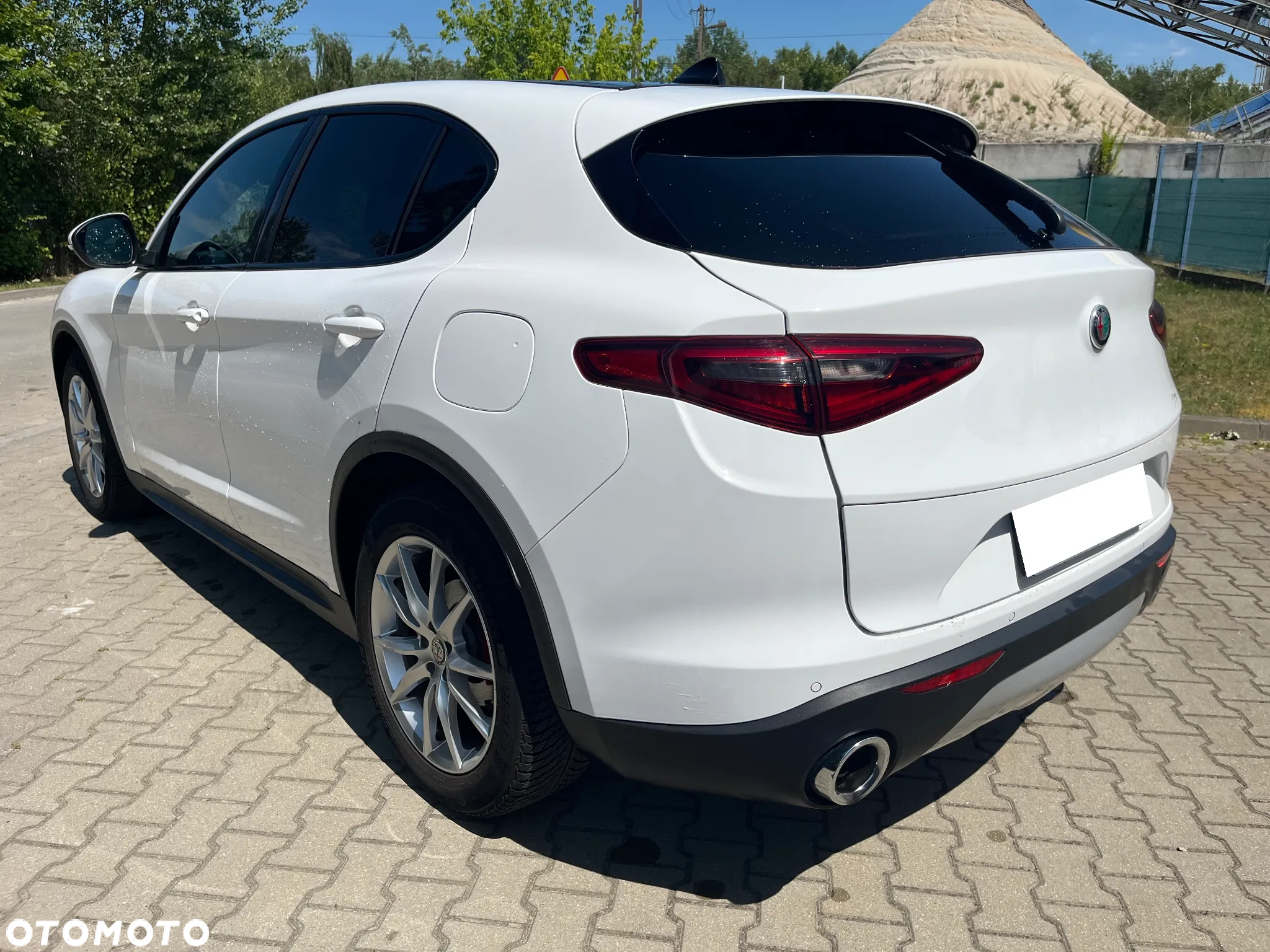 Alfa Romeo Stelvio 2.2 Diesel 16V AT8-Q4 Executive - 4