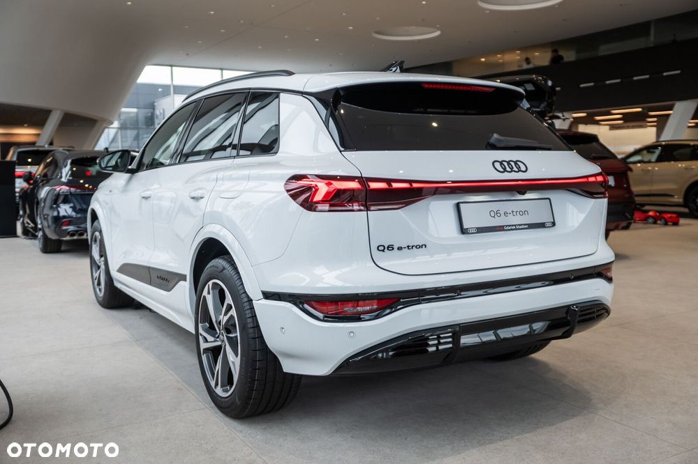 Audi Q6 e-tron - 4