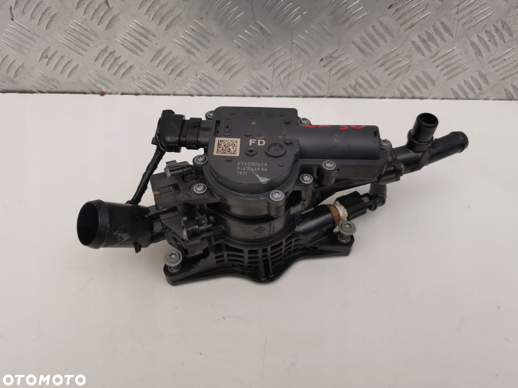 MAZDA CX30 MAZDA 3 IV BP 2019 OBUDOWA TERMOSTATU 2.5 BENZYNA PYFD1516ZA - 1