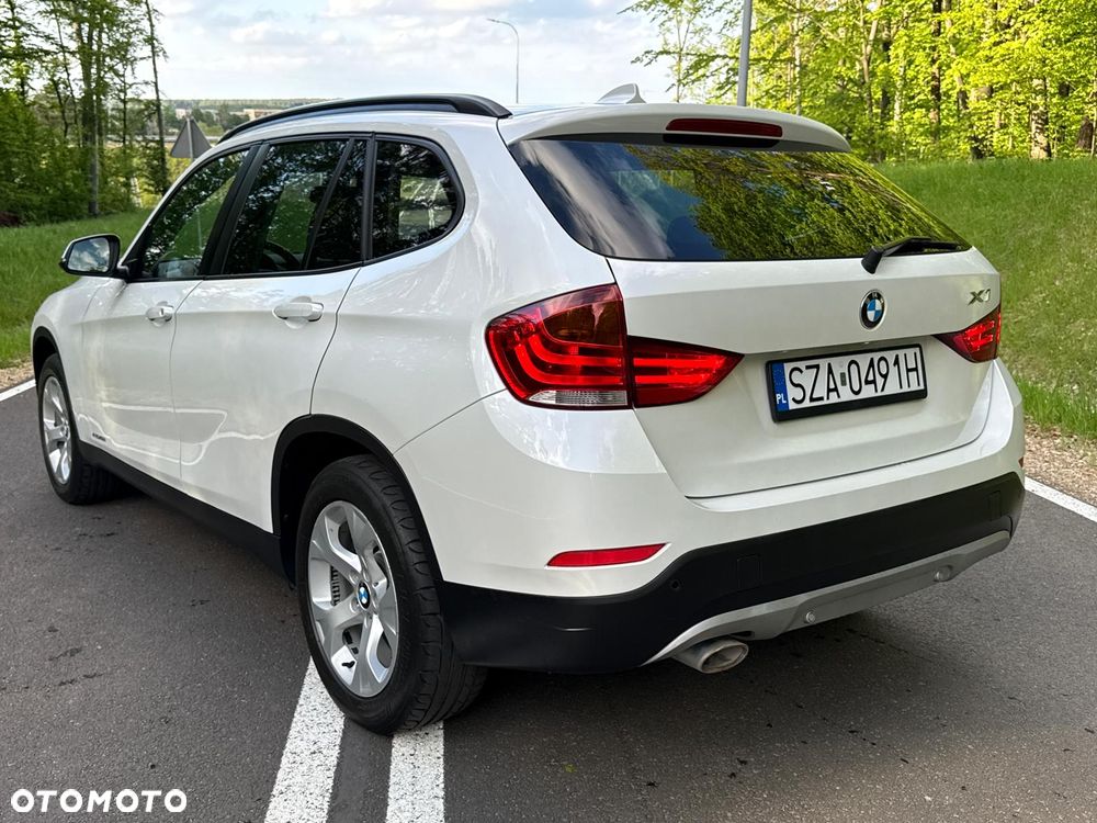 BMW X1 xDrive18d xLine - 4