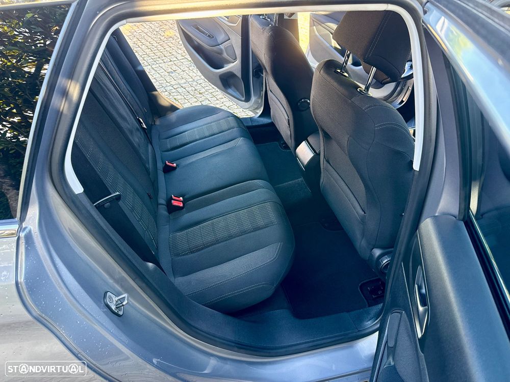 Peugeot 308 SW 1.6 BlueHDi GT Line - 26