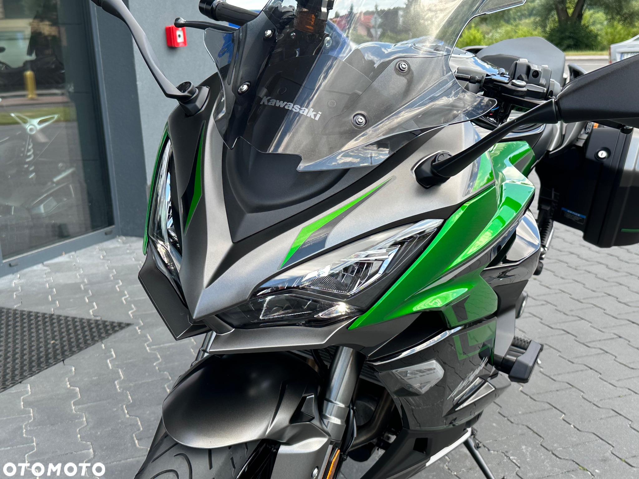 Kawasaki Ninja 1000 SX - 27