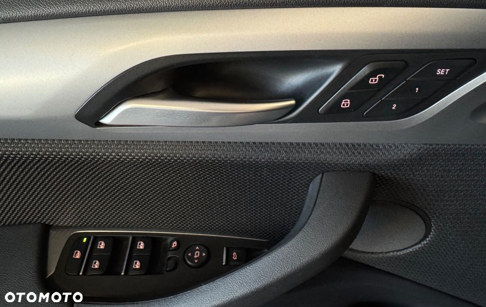 BMW X3 xDrive20d - 33