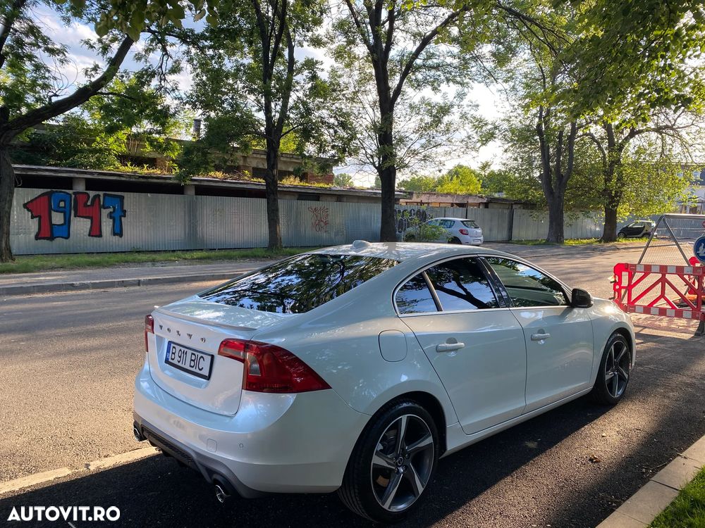 Volvo S60 D4 VEA Start-Stop R-Design - 8