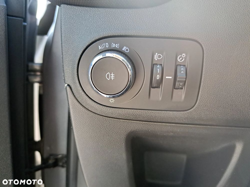 Opel Crossland X 1.2 T 120 Lat S&S - 21