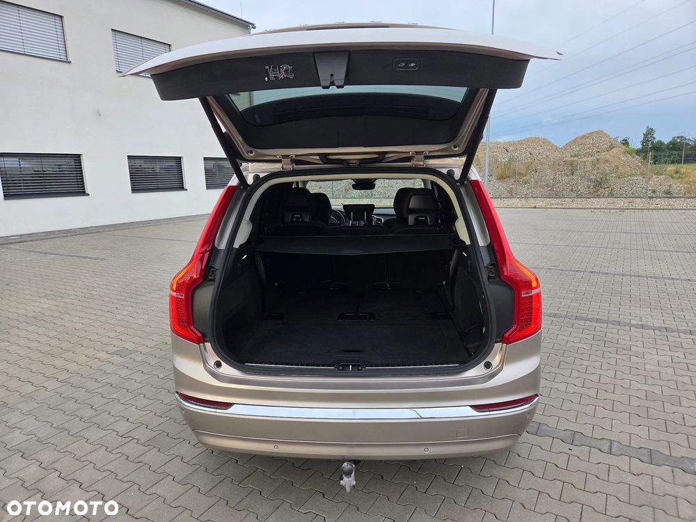 Volvo XC 90 B5 D AWD Plus Bright - 25