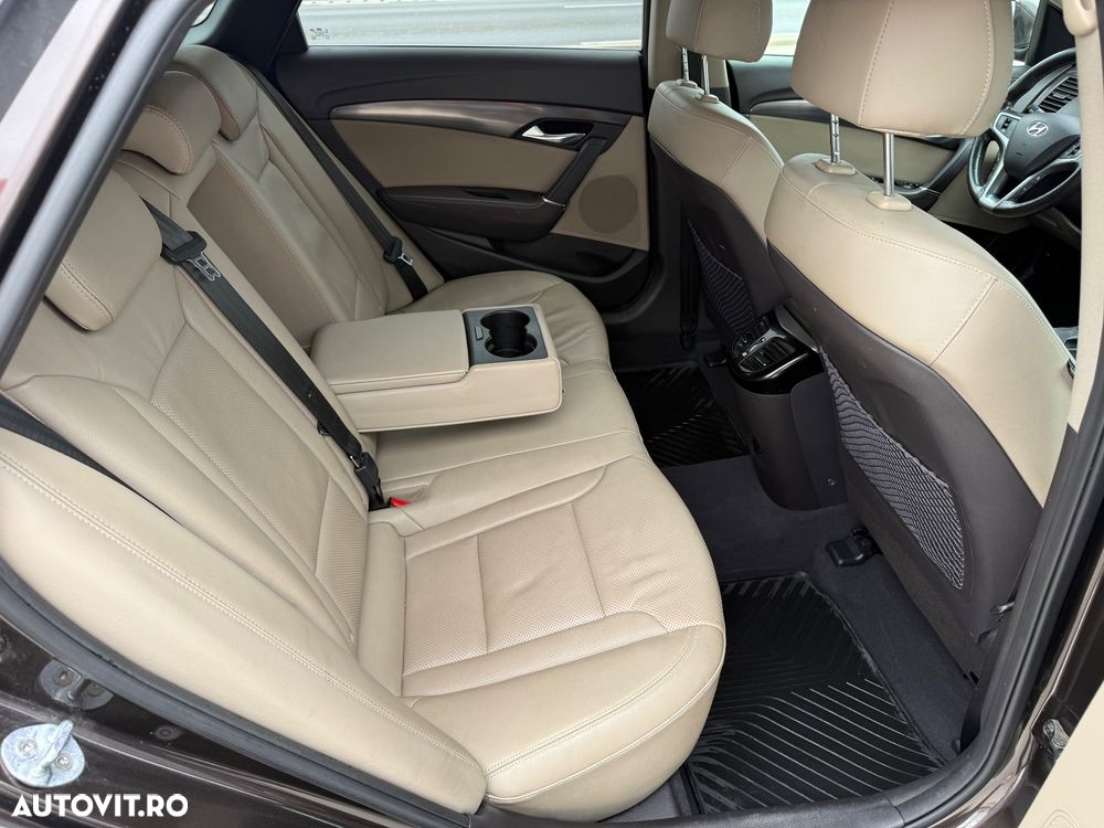 Hyundai i40 1.7 CRDI CW 7DCT ISG Supreme Pack+ - 7