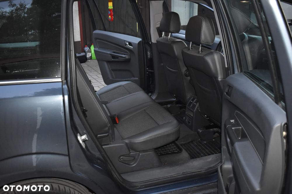 Opel Zafira - 14