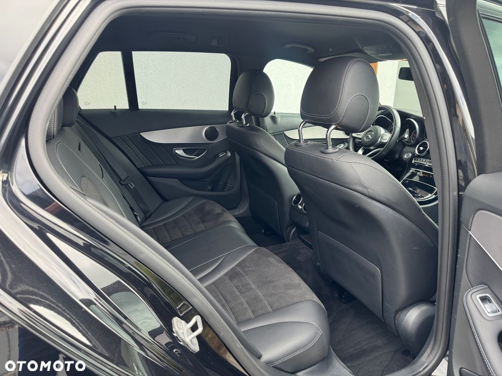 Mercedes-Benz Klasa C 200 d 9G-TRONIC AMG Line - 26
