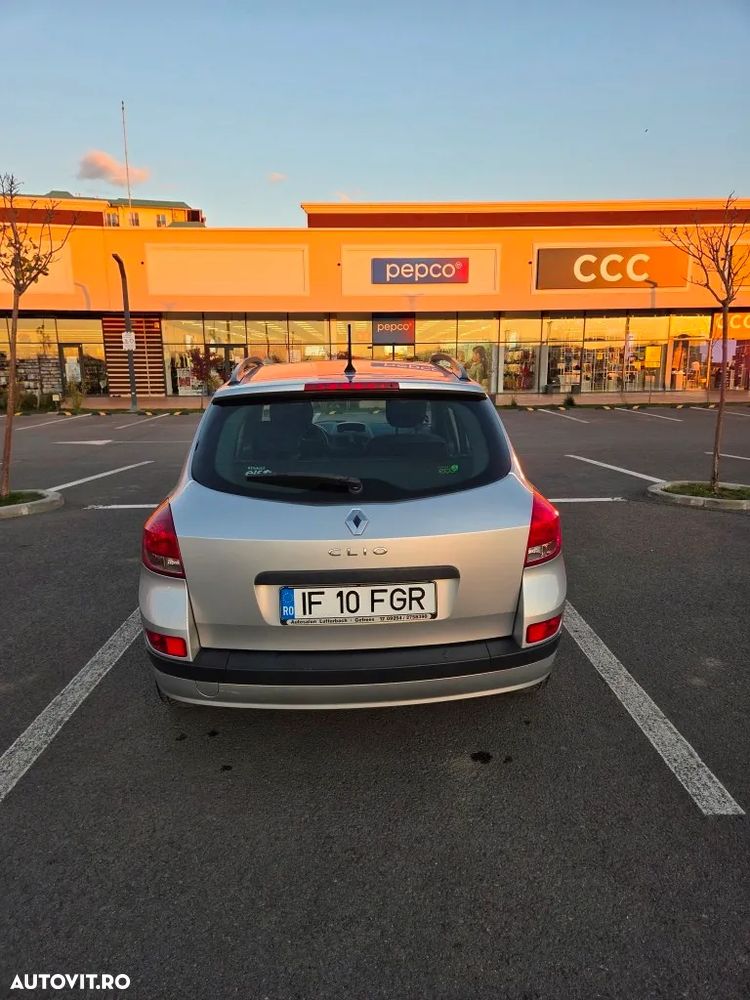 Renault Clio 1.5 dCi Grandtour Expression - 8