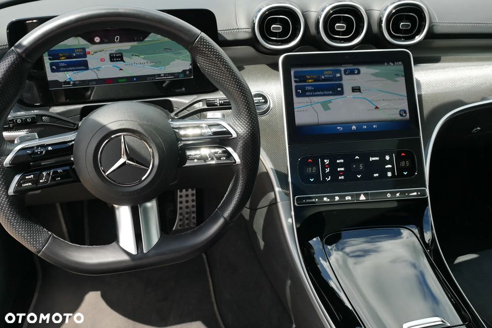 Mercedes-Benz Klasa C 300 e 9G-TRONIC AMG Line - 16