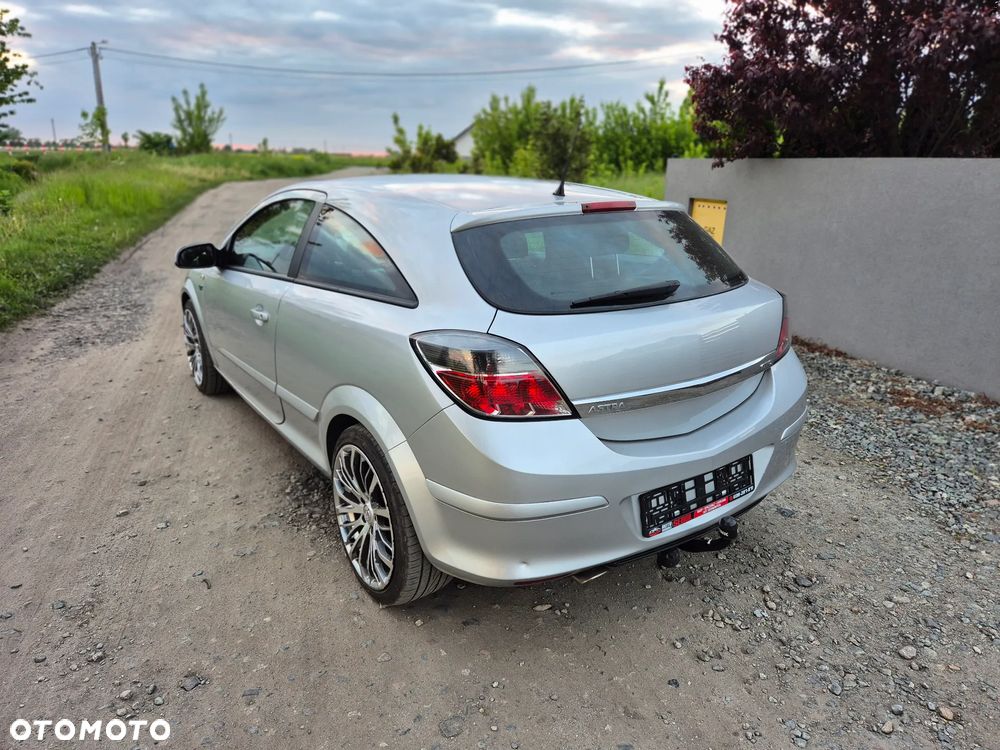 Opel Astra 1.6 Selection 110 Jahre - 13