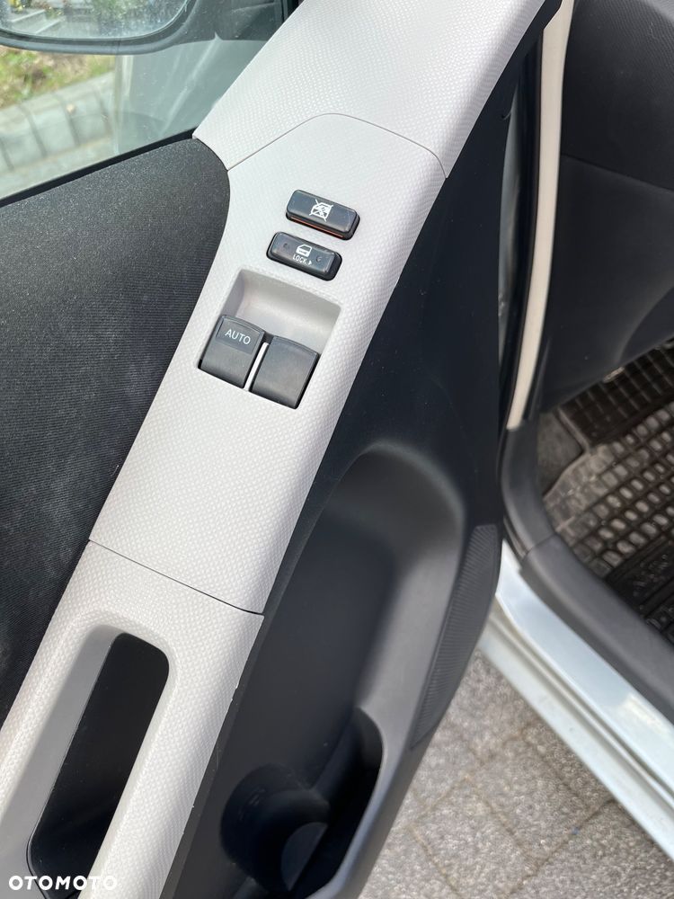 Toyota Yaris 1.0 Luna A/C - 19