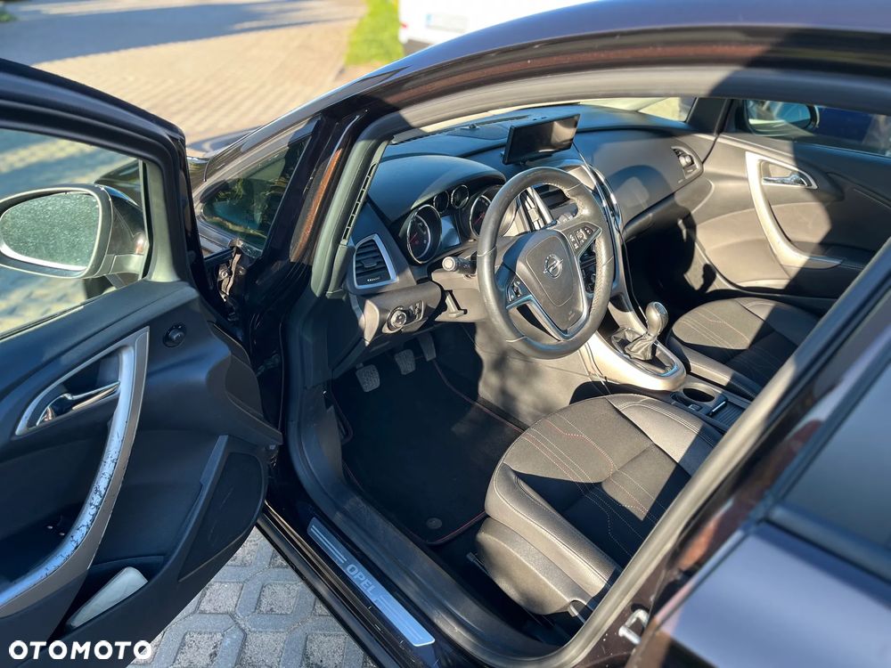 Opel Astra 1.4 Turbo - 13