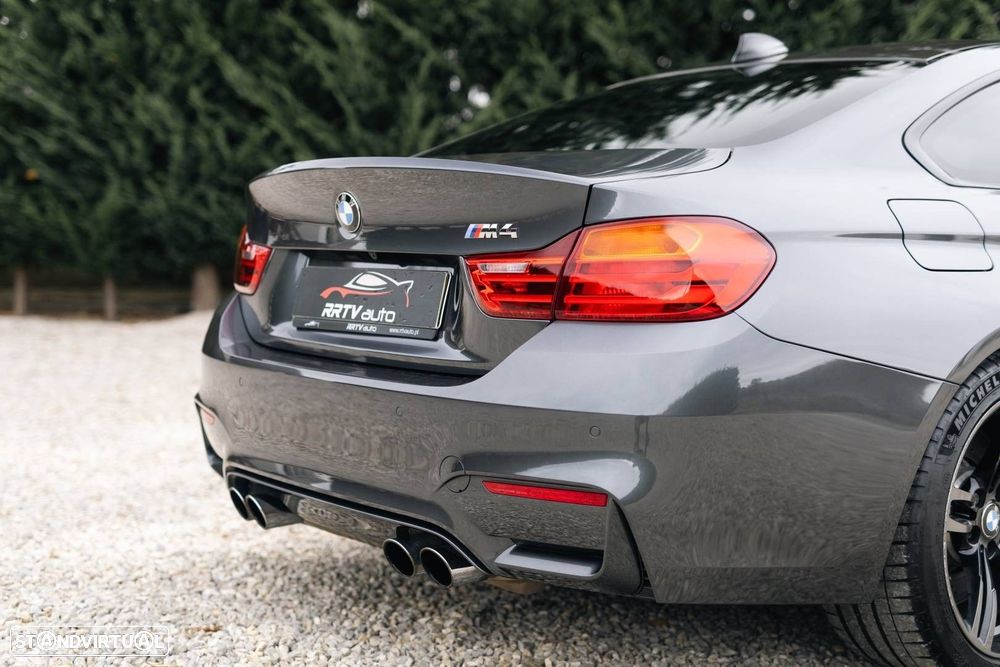 BMW M4 Auto - 19