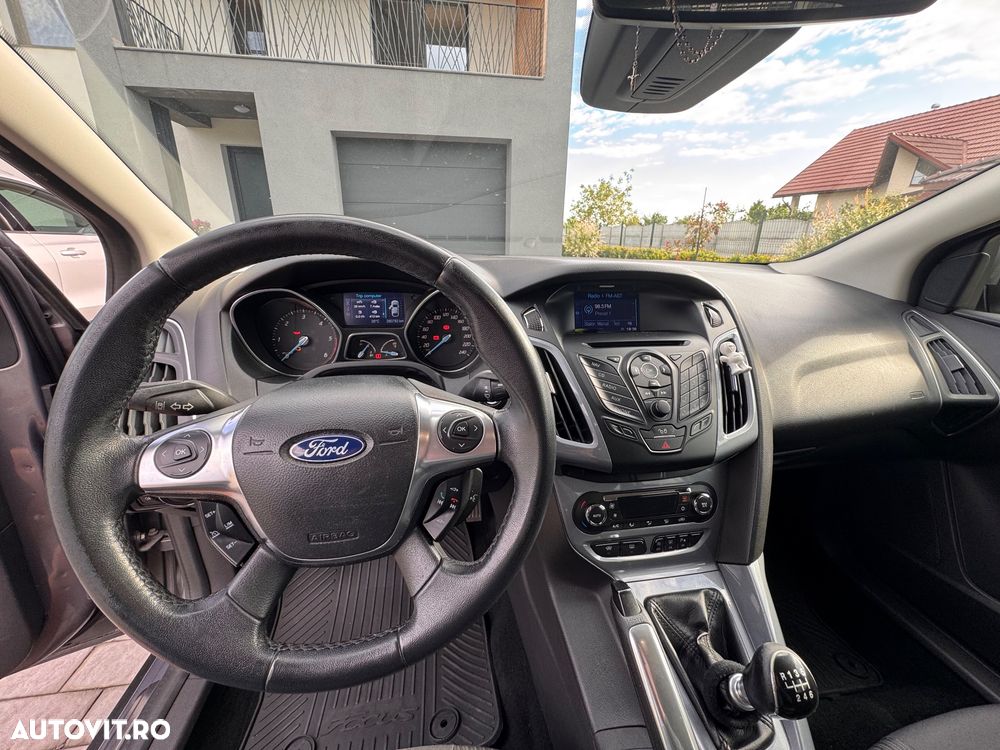 Ford Focus 1.6 TDCi DPF Titanium - 7