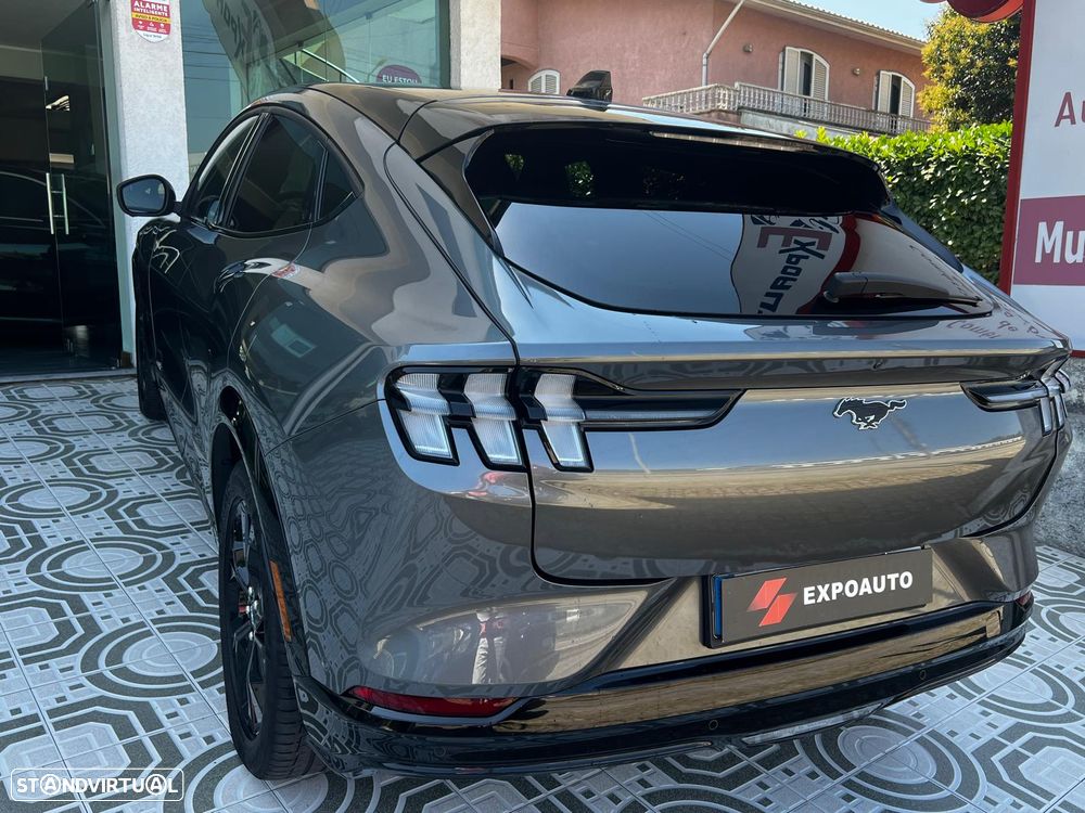 Ford Mustang Mach-E 98.7 kWh Premium - 34