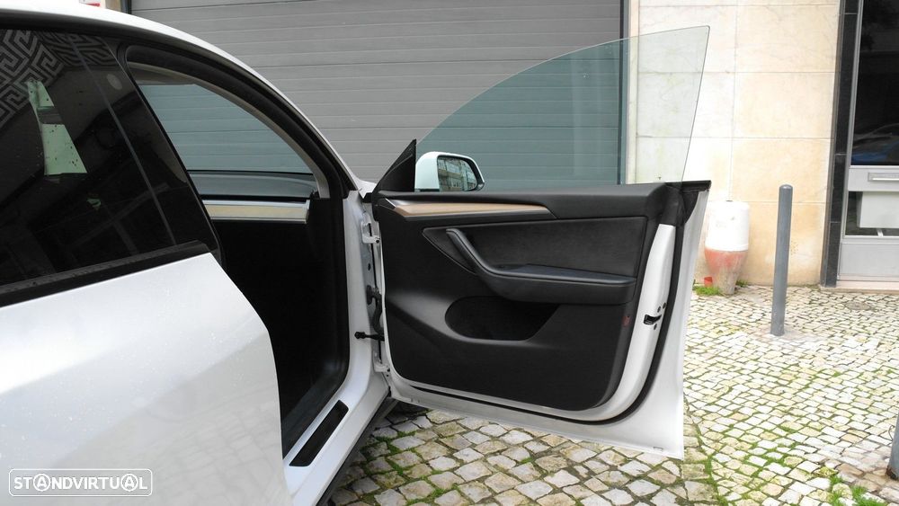 Tesla Model Y Long Range Tração Integral - 25