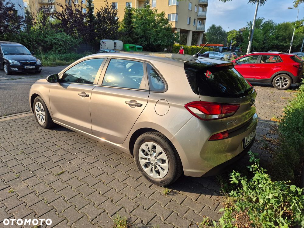 Hyundai i30 1.4 Classic + - 4
