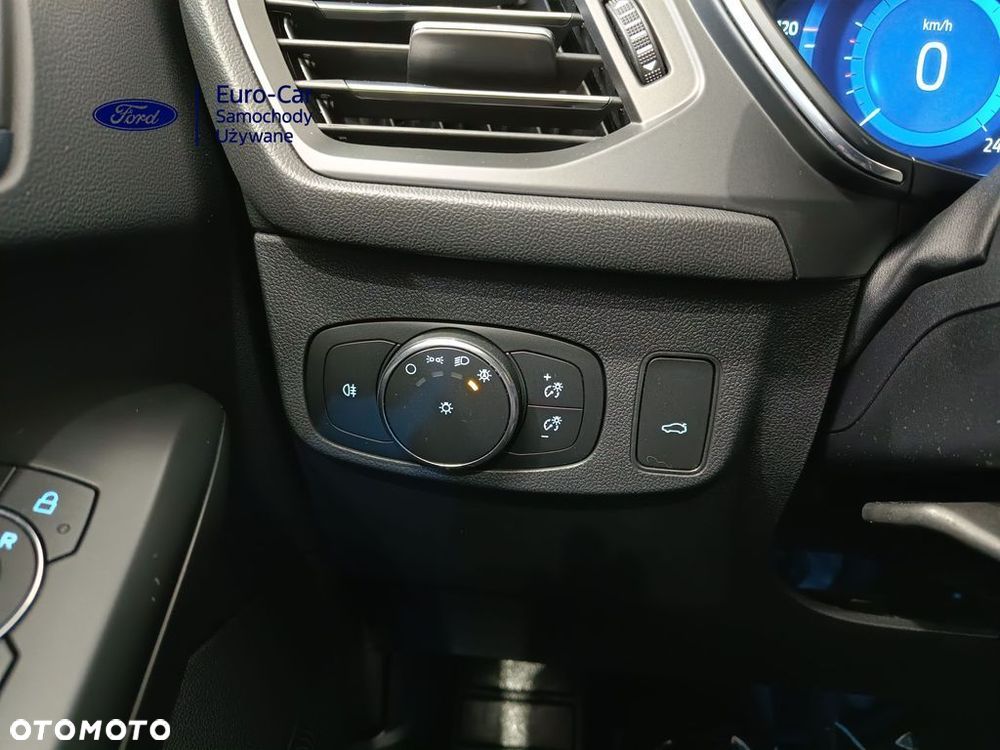 Ford Focus 1.0 EcoBoost Hybrid TITANIUM X - 18