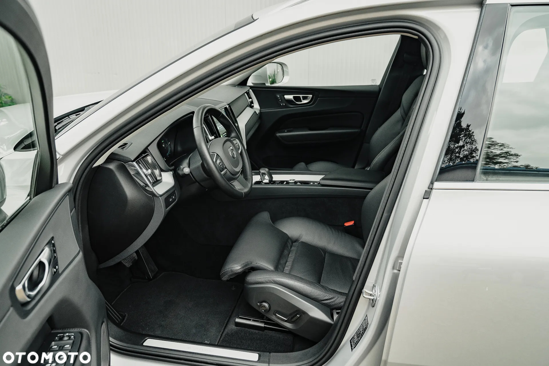 Volvo XC 60 T6 AWD Recharge Geartronic Inscription - 18