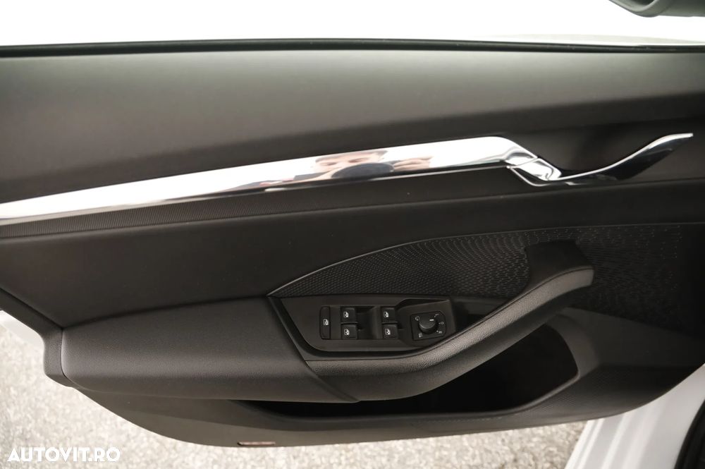 Skoda Octavia 2.0 TDI DSG Style - 9