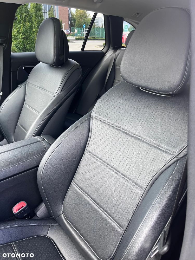Mercedes-Benz Klasa C 220 d 4Matic 9G-TRONIC Avantgarde - 34