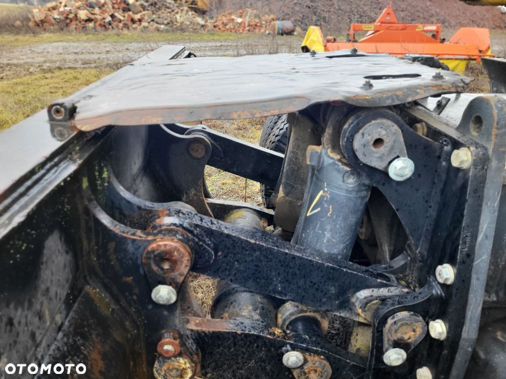 Komatsu Pw 220-7 4X4 - 28