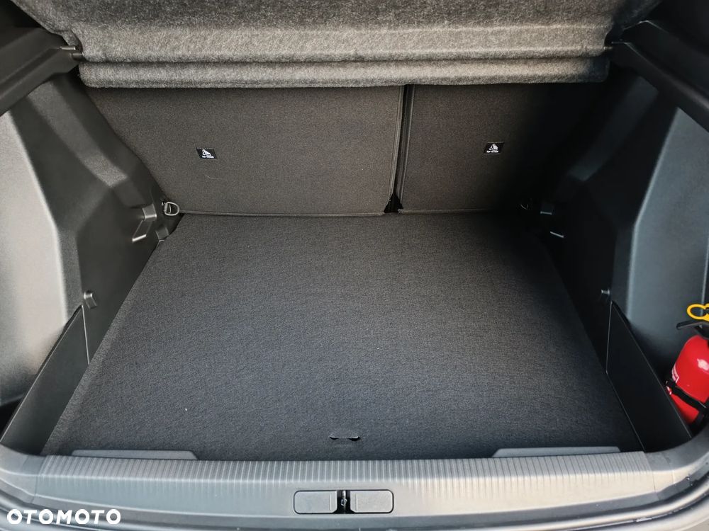 Peugeot 2008 1.2 PureTech Allure S&S EAT8 - 24