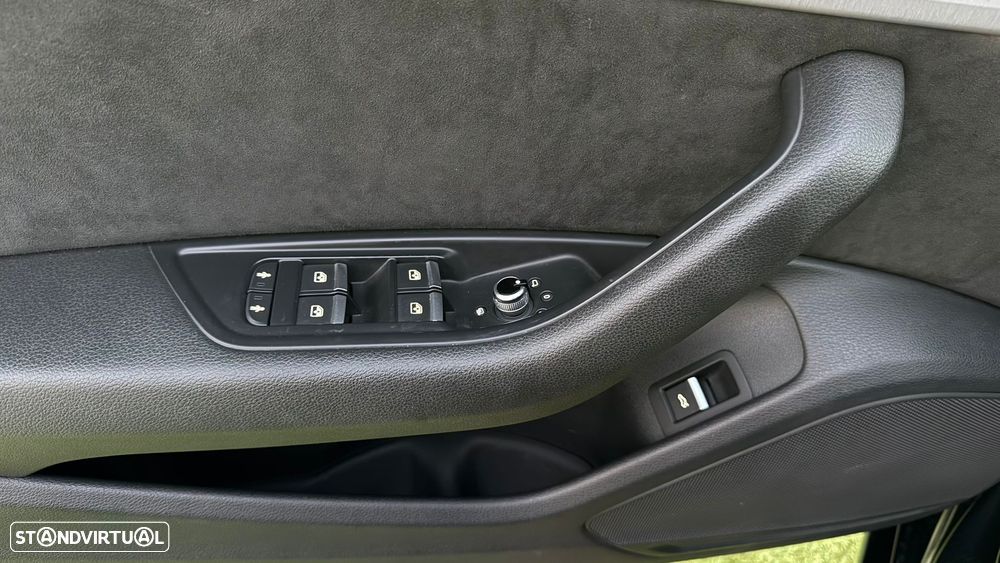 Audi A4 Avant 2.0 TDI S-line S tronic - 47