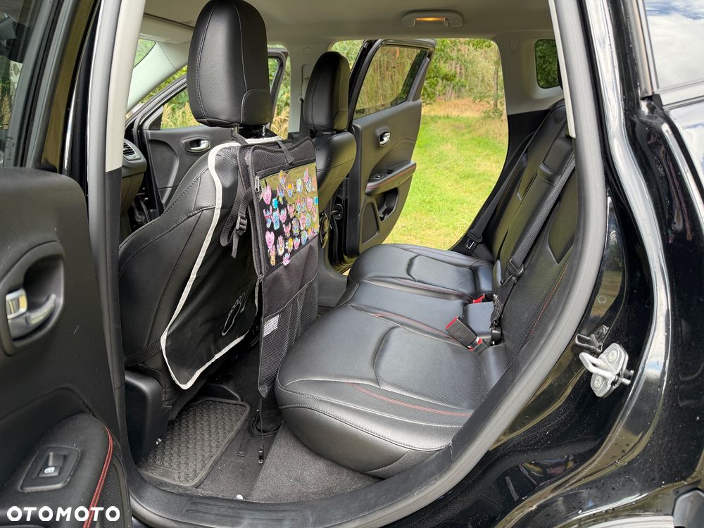 Jeep Compass - 18