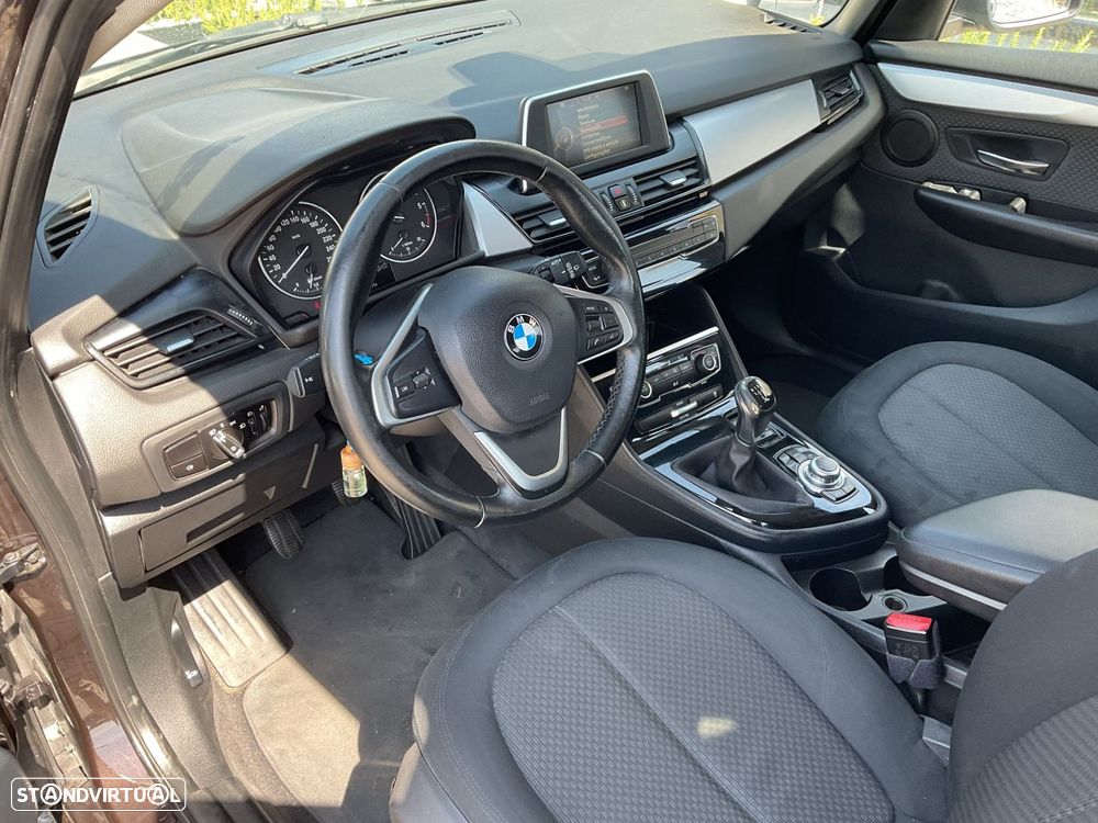 BMW 216 Active Tourer d - 23