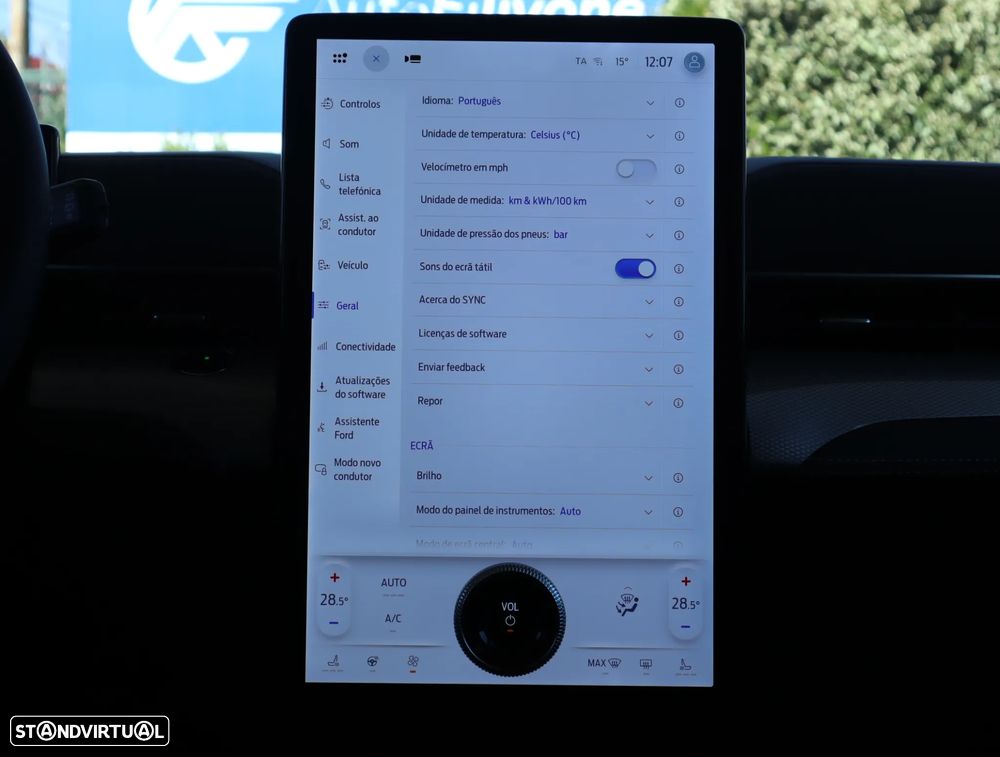 Ford Mustang Mach-E Standard - 51