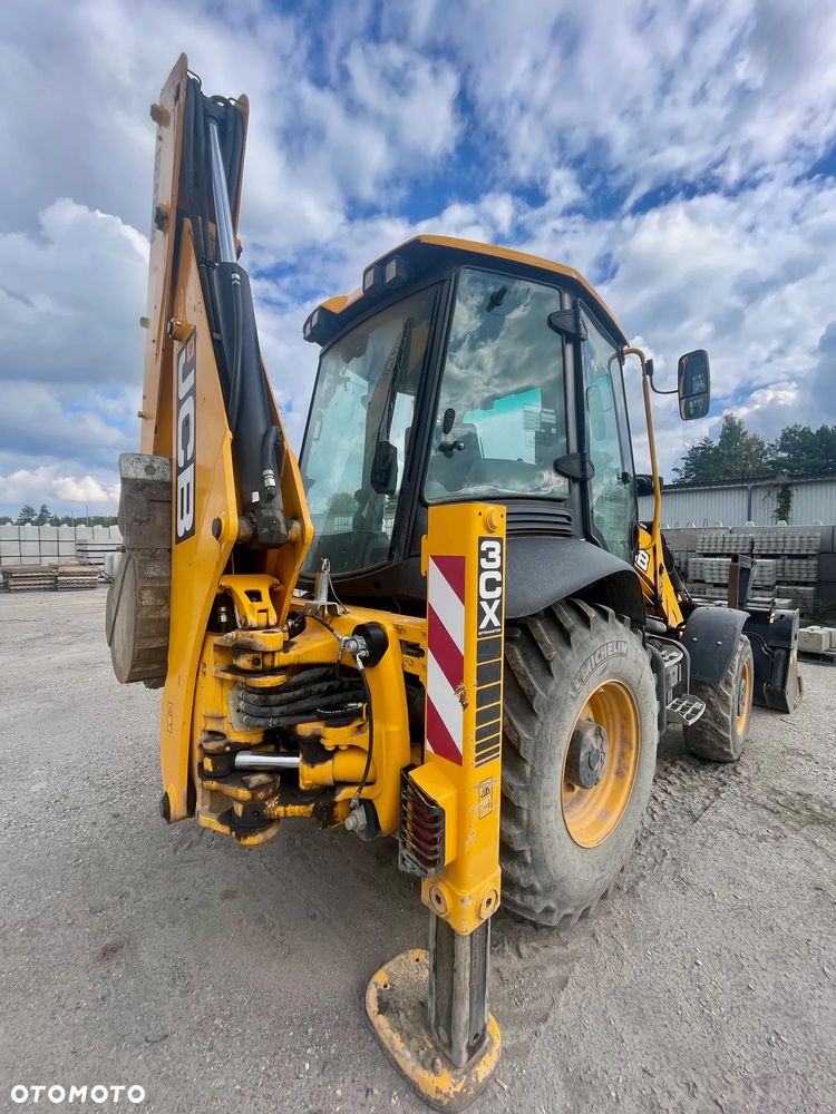 JCB 3CX PLUS - 3
