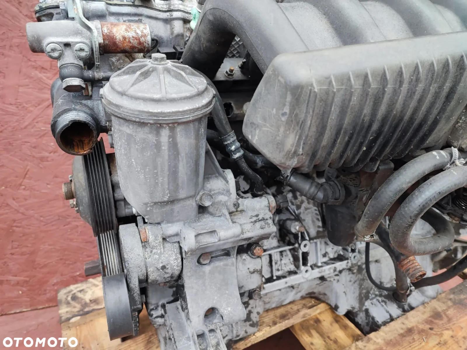 BMW E36 / E39 ORYGINALNY KOMPLETNY SŁUPEK SILNIKA M52B20 150KM + CEWKI + ROZRUSZNIK + KOLEKTOR SSĄCY + ALUMINIOWA POKRYWA RARYTAS O NR: 7 786 177 OEM. W BARDZO DOBRYM STANIE TECHNICZNYM. - 16