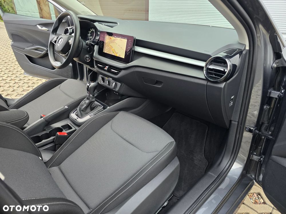 Skoda Fabia 1.0 TSI DSG Style - 24