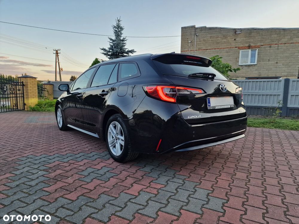 Toyota Corolla 1.8 Hybrid Comfort - 4