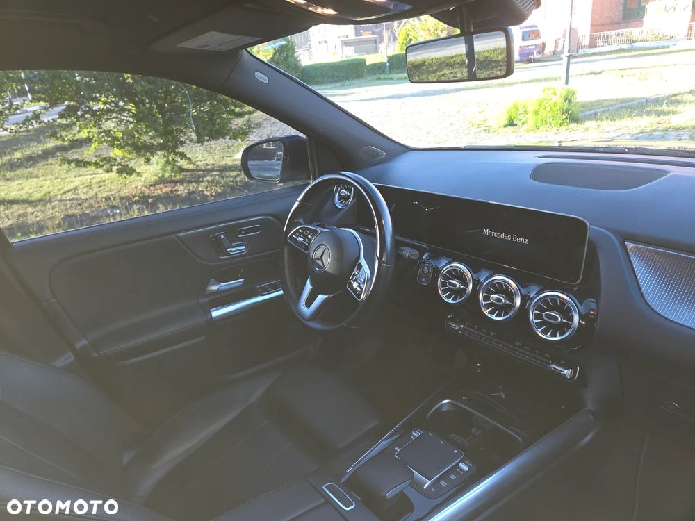 Mercedes-Benz GLA 250 8G-DCT Progressive - 12