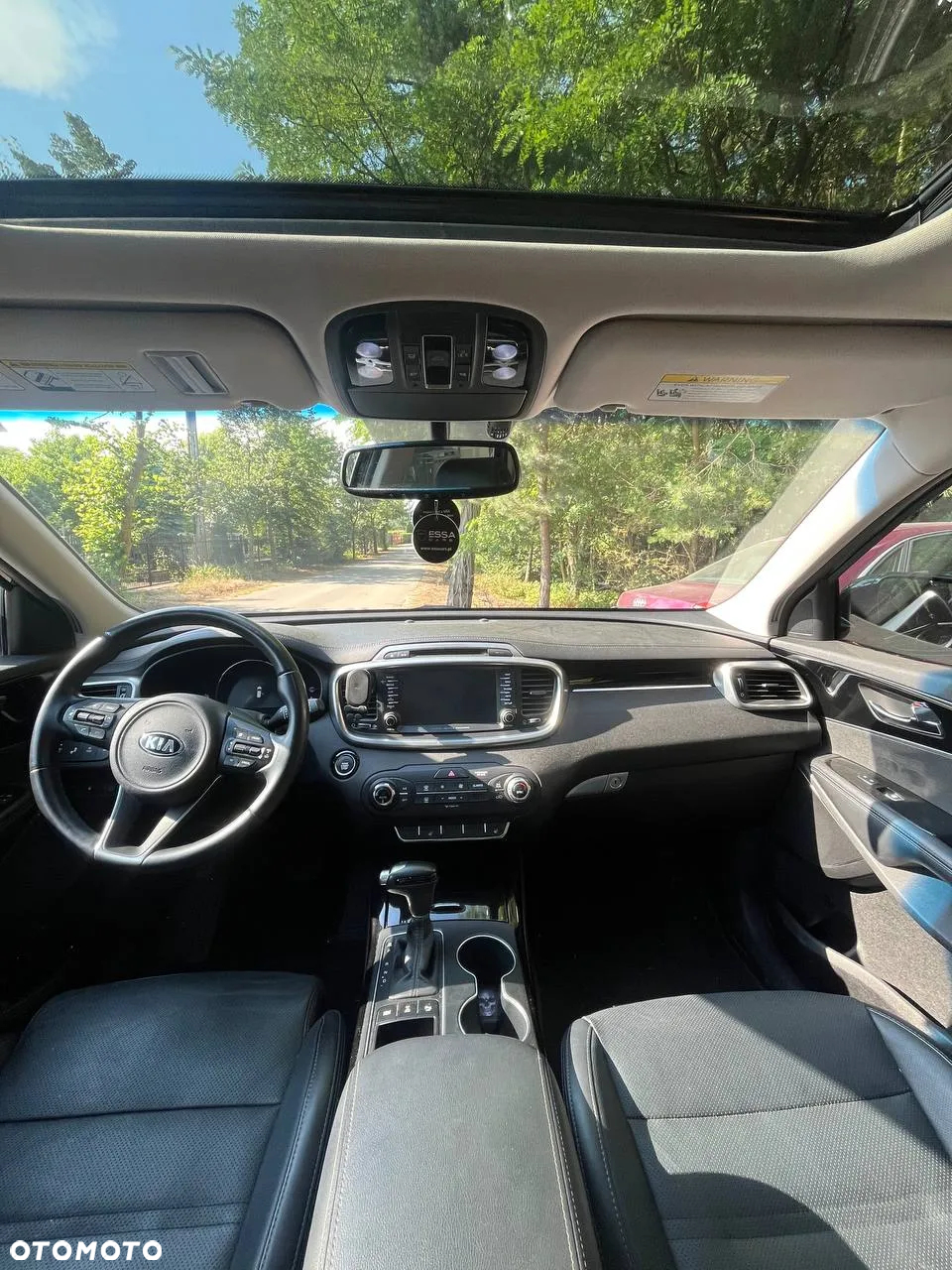 Kia Sorento - 12