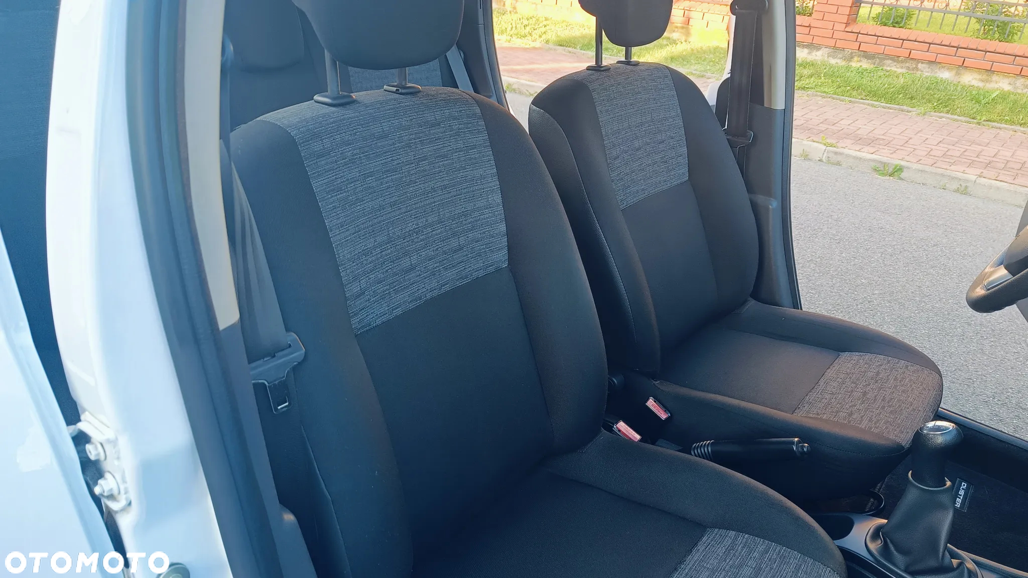 Dacia Duster 1.6 16V 4x2 Ambiance - 20